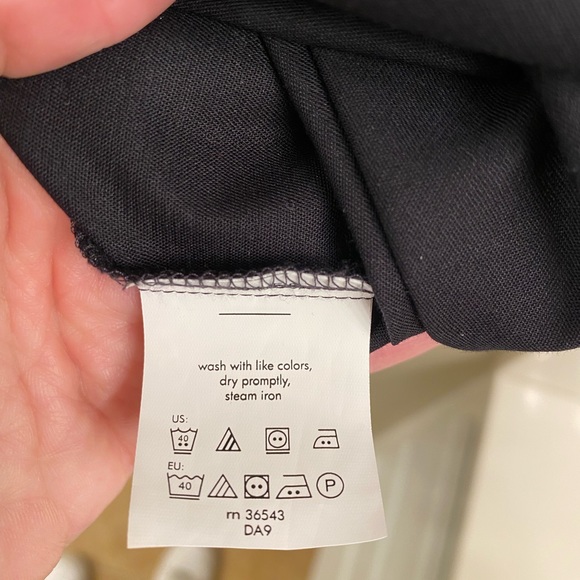 Van Heusen Black Slim Fit Stretch Long Sleeve Dress Shirt - Picture 6 of 6